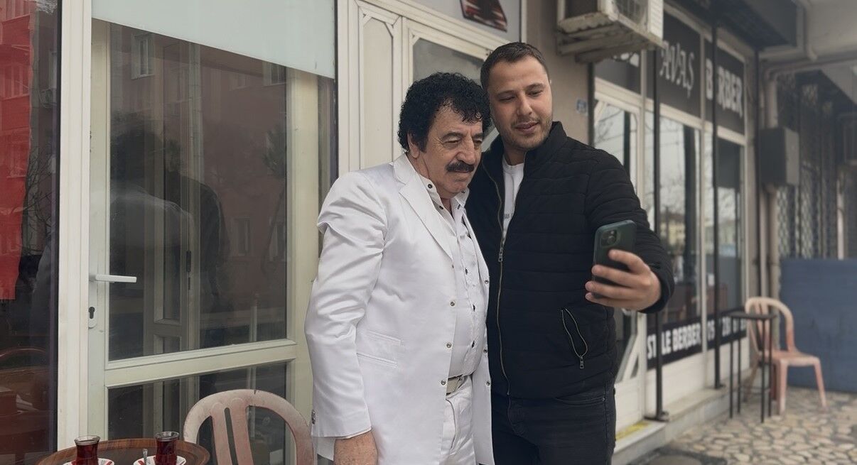 Müslüm Gürsese Benzeyen Adam (4)