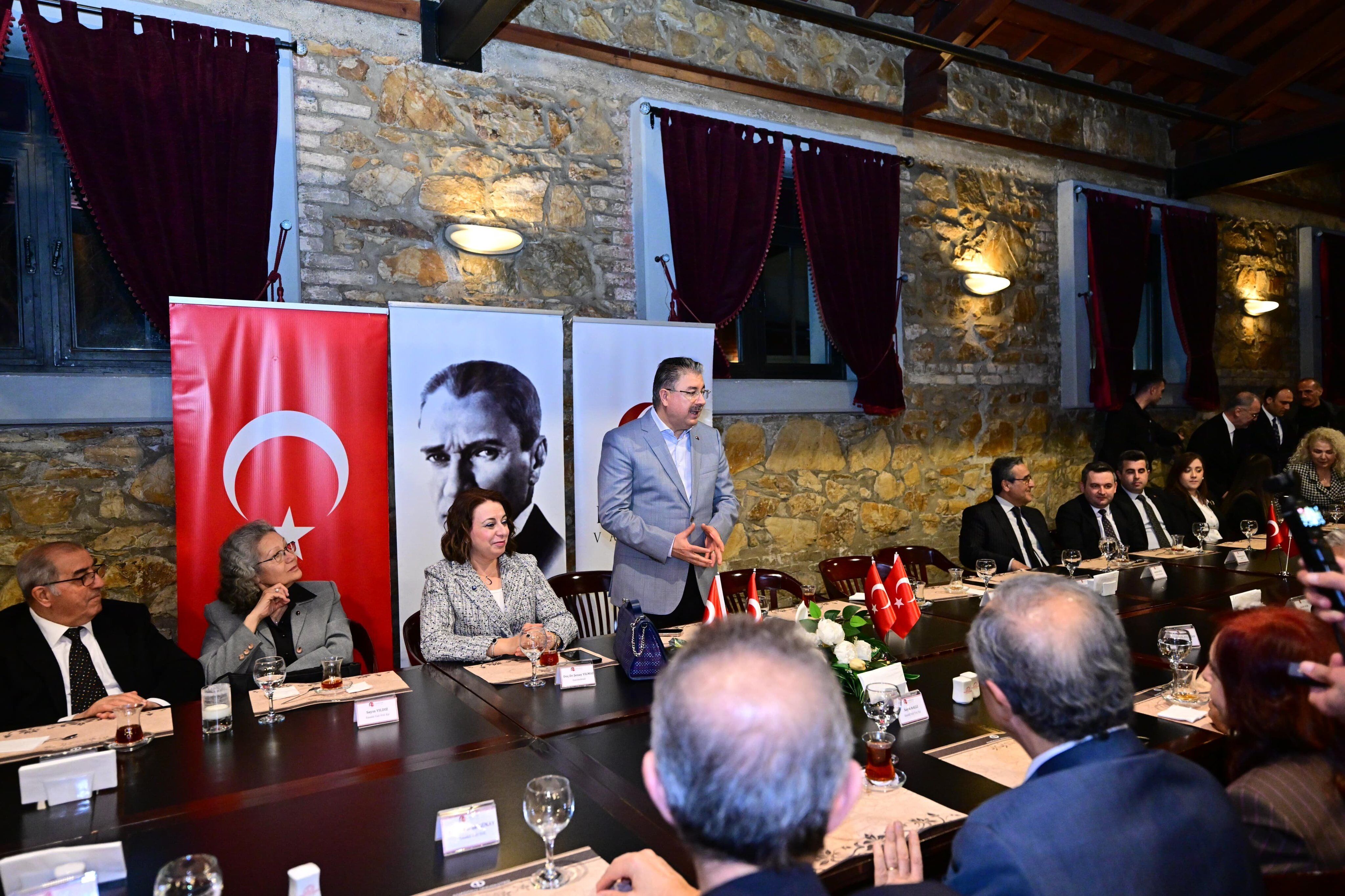 Vali Yımaz Iftarda Konuştu