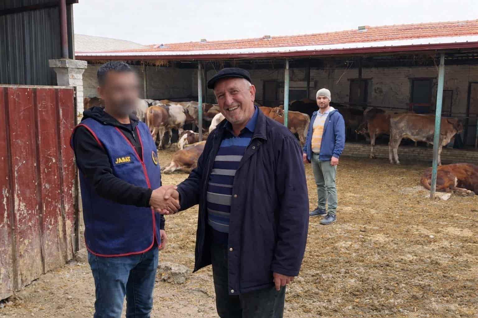 Çobanları Hamama Götürüp Oyaladılar, 36 Büyükbaş Hayvanı Çaldılar (2) (1)