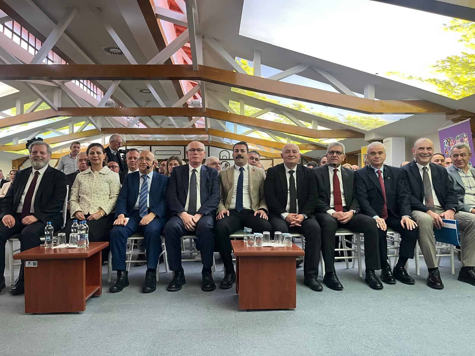 Eskişehir’de Ekonomi Panelinde Iş Dünyası Uyardı (1)