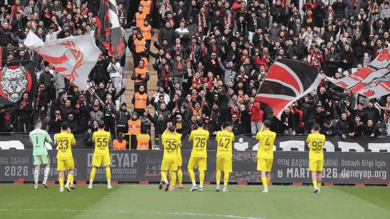 Eskişehirspor-Balıkesirspor maçının biletleri satışta!