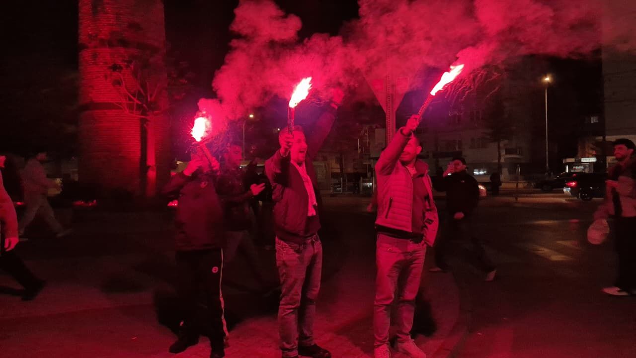 Milli Başarıya En Çok Da Çocuklar Sevindi (1)