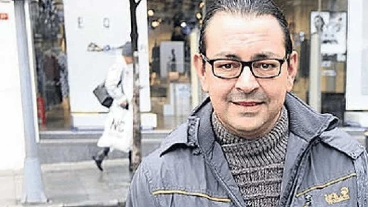 Müzisyen Cem Öcal evinde ölü bulundu