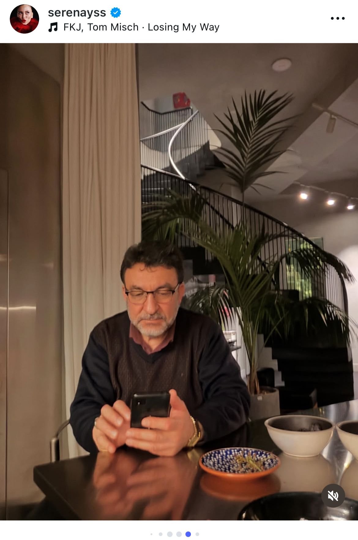 Serenay Sarıkaya Babası