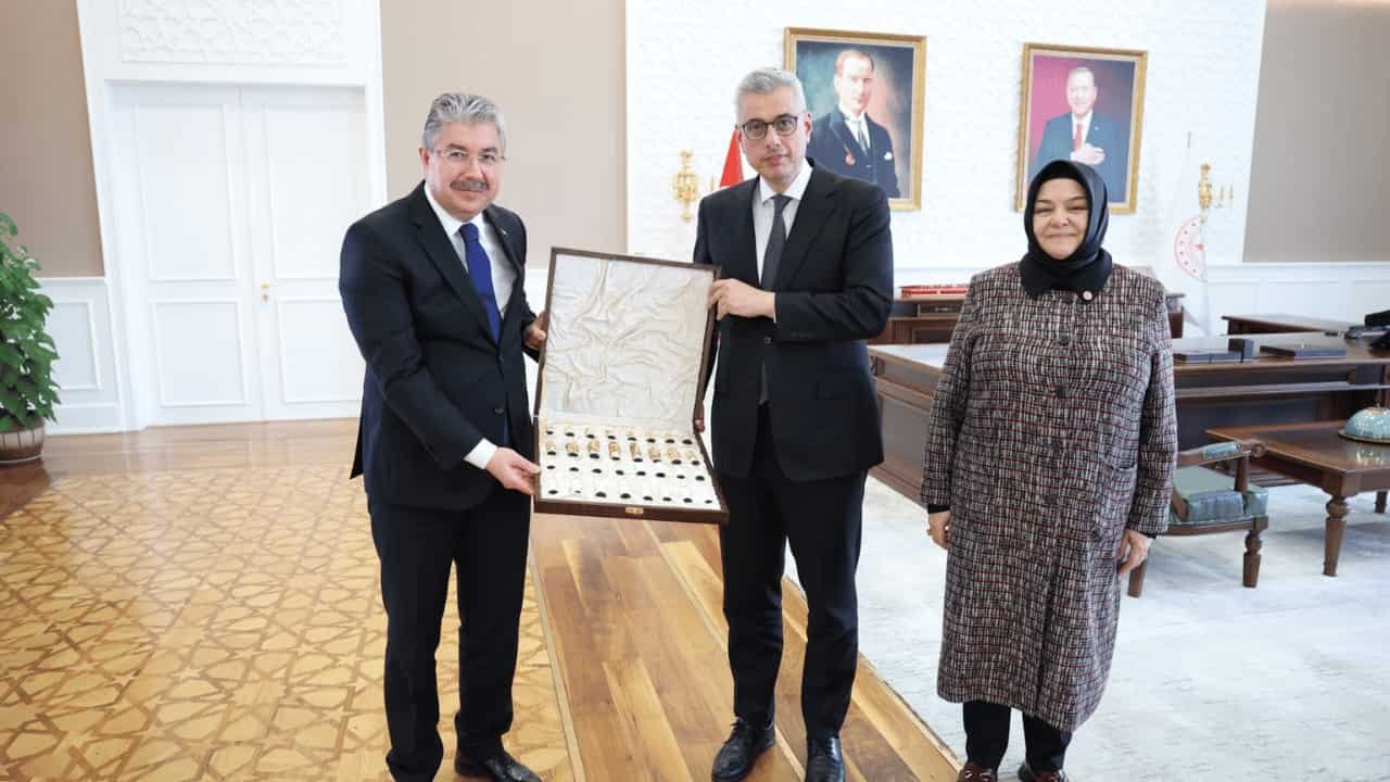 Vali Yılmaz Ve Vekil Gürcan’dan Bakan Memişoğlu’na Ziyaret Özelleştirme Gündemde (1)