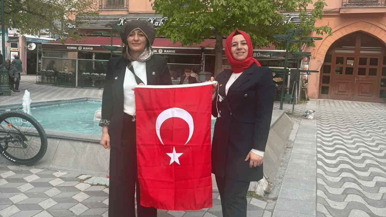 Yeniden Refah Partisi Eskişehir Kadın Kolları Sahaya Indi (2)