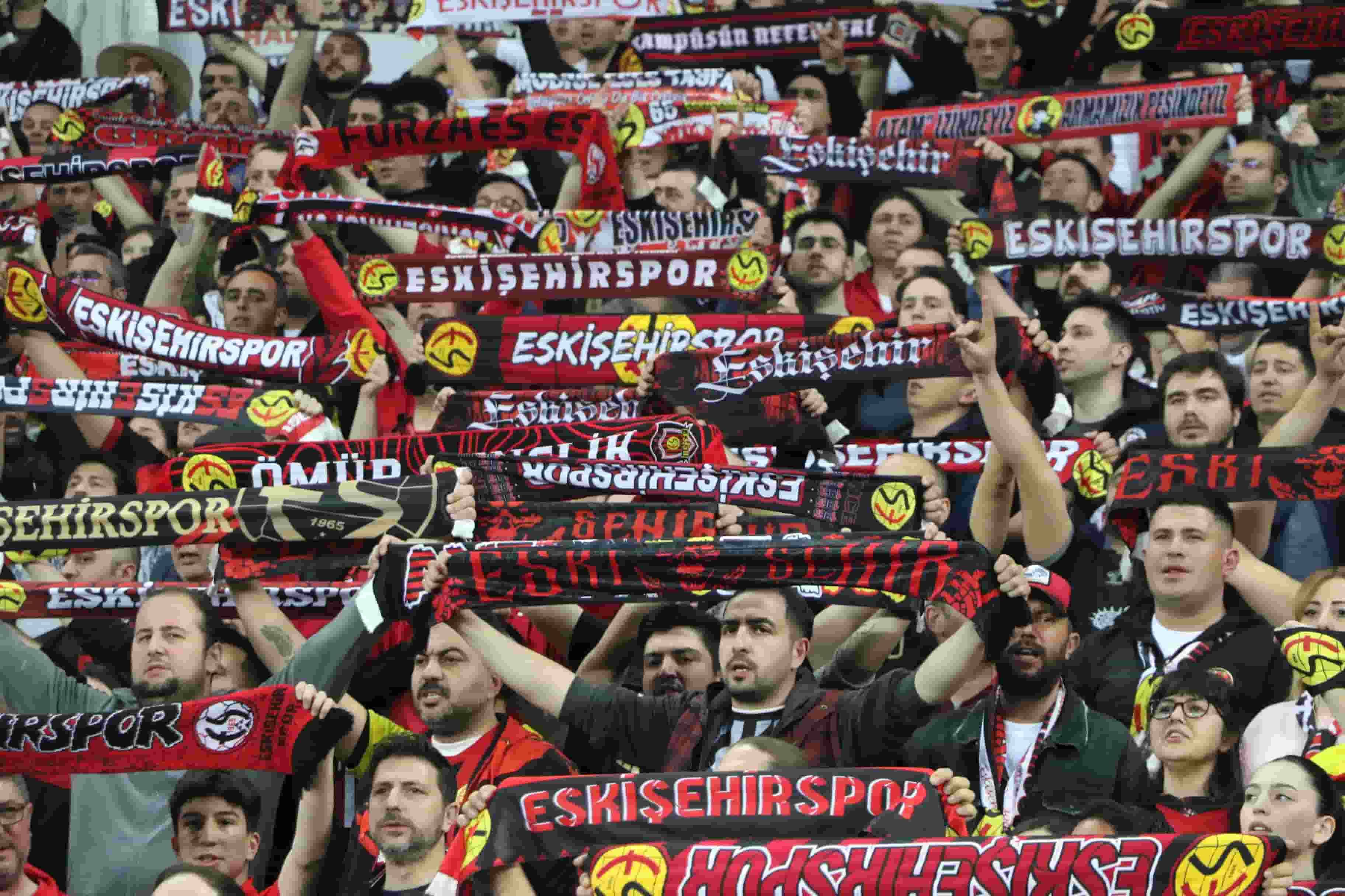 Eskişehirspor - Iğdır FK maçının biletleri satışa çıktı