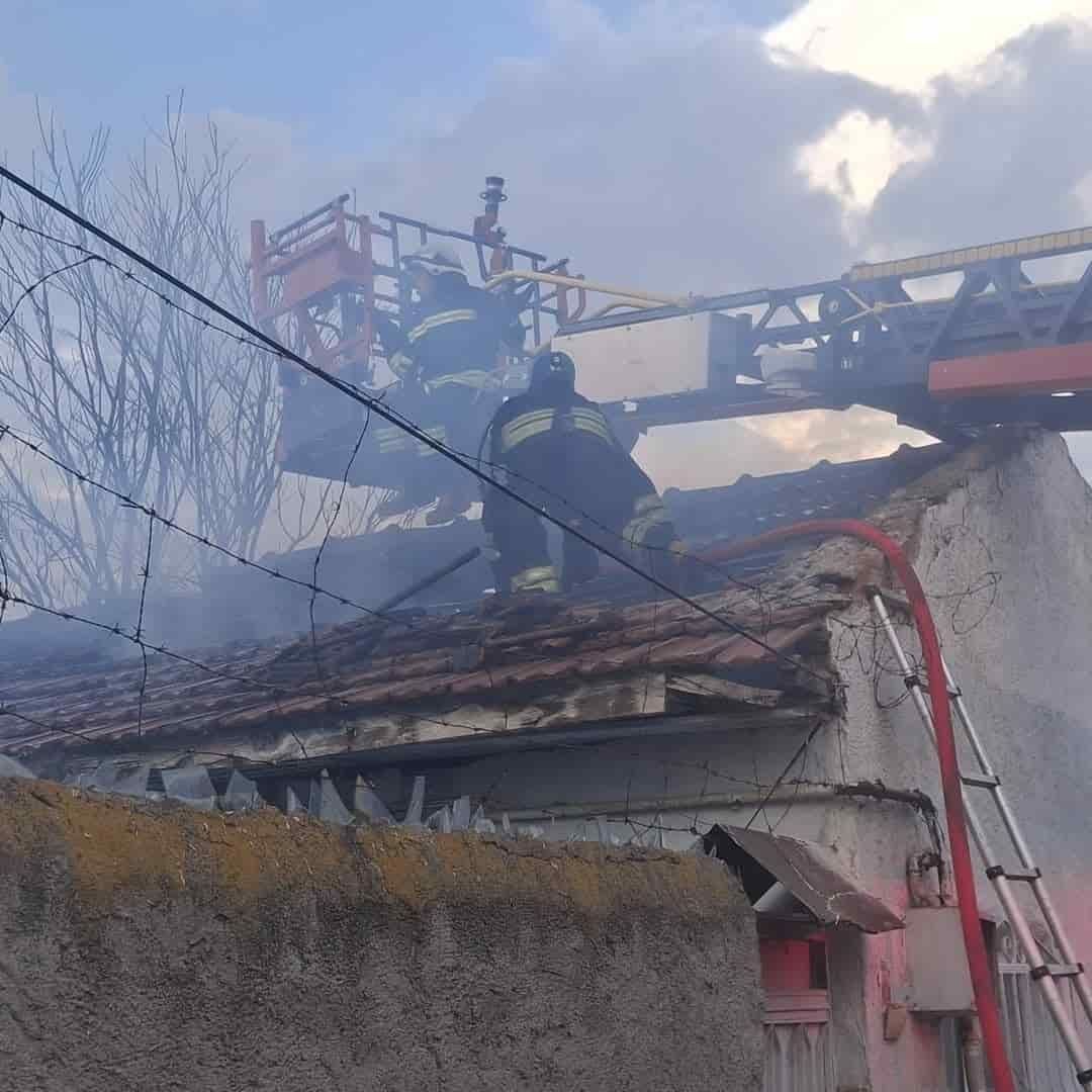 Eskişehir'de müstakil evde korkutan yangın