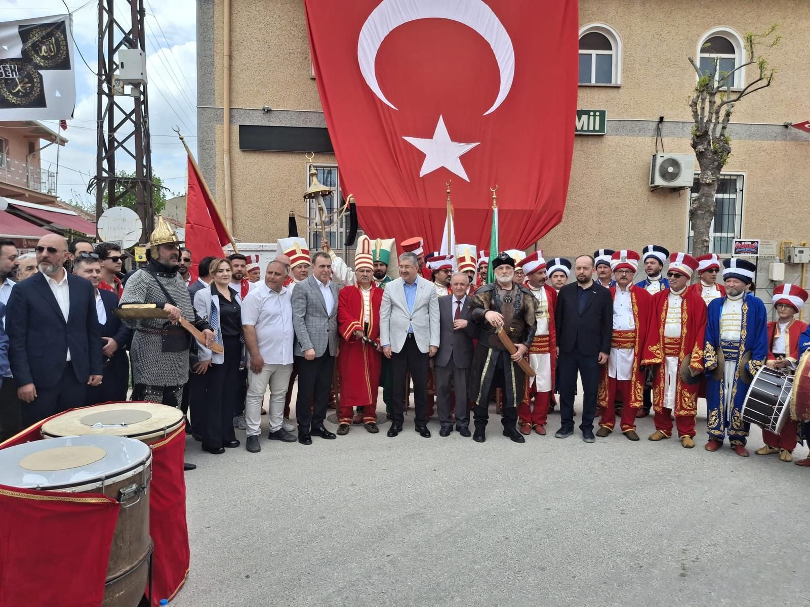 Ayhan Sezer (1)-2