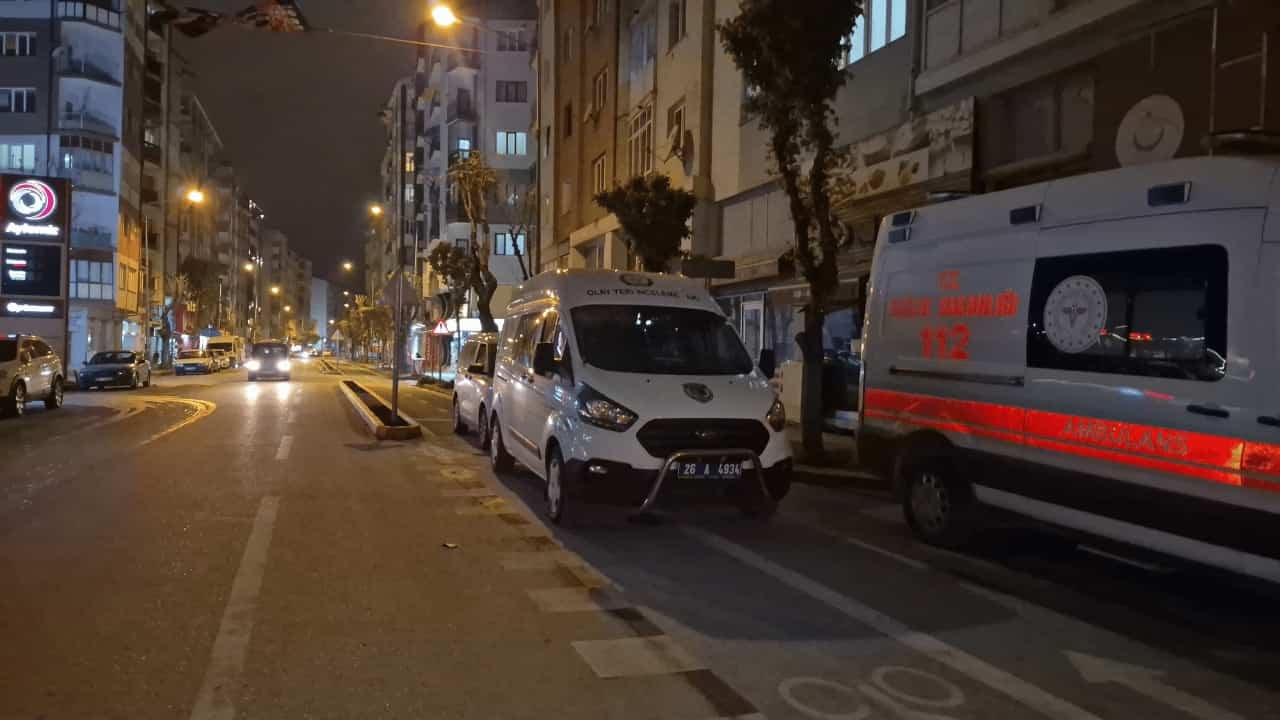 Eskişehir'de Bir Çocuk Babasının Cansız Bedeni Bulundu (2)