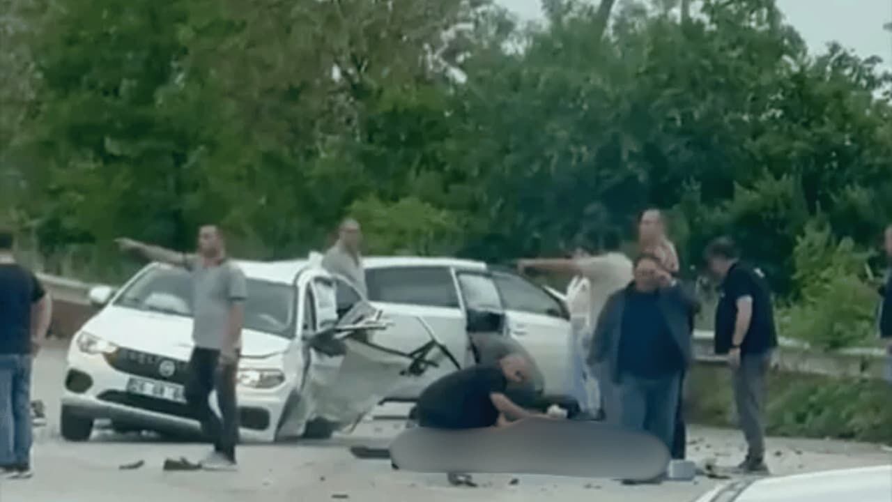 Eskişehir’den Taziye Için Yola Çıkmışlardı Savcı Çiftin Karıştığı Feci Kazada 3 Kişi Hayatını Kaybetti!-1
