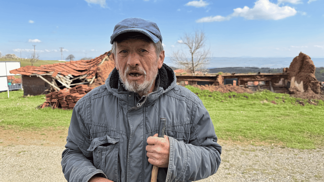 Terk Edilen Köy (2)