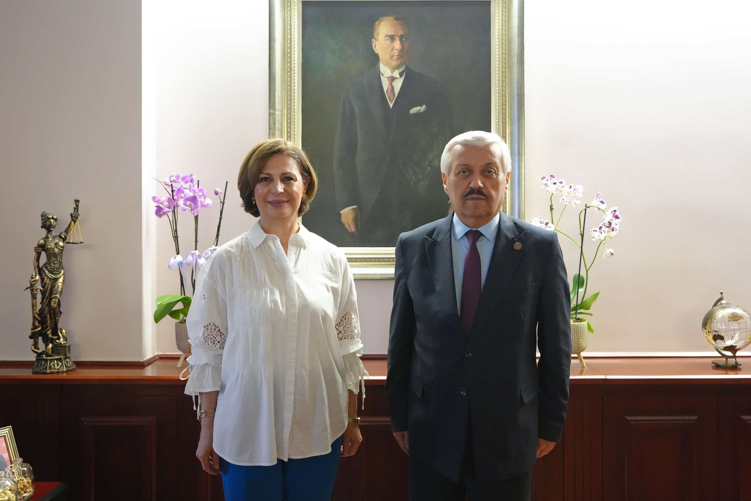 Esnaf Ve Sanatkârlar Odalari Bi̇rli̇ği̇’nden Başkan Ünlüce’ye Zi̇yaret (4)