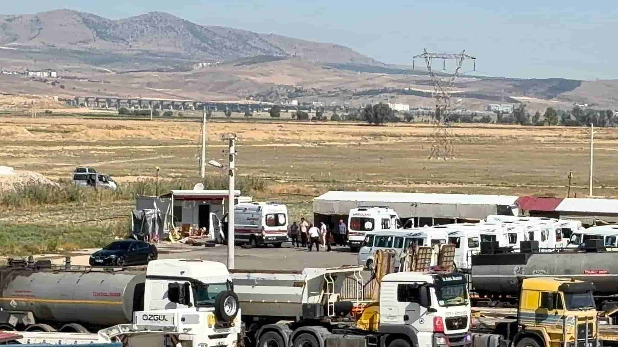 Afyonkarahisar'da minibüs durağına silahlı saldırı: 1 ölü, 1 yaralı