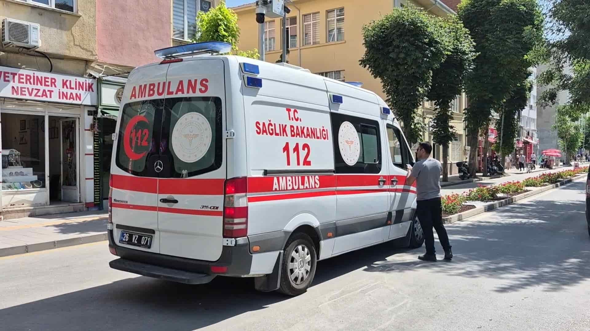 Tramvay durağındaki bıçaklı kavgada kendini savunan şüpheli: