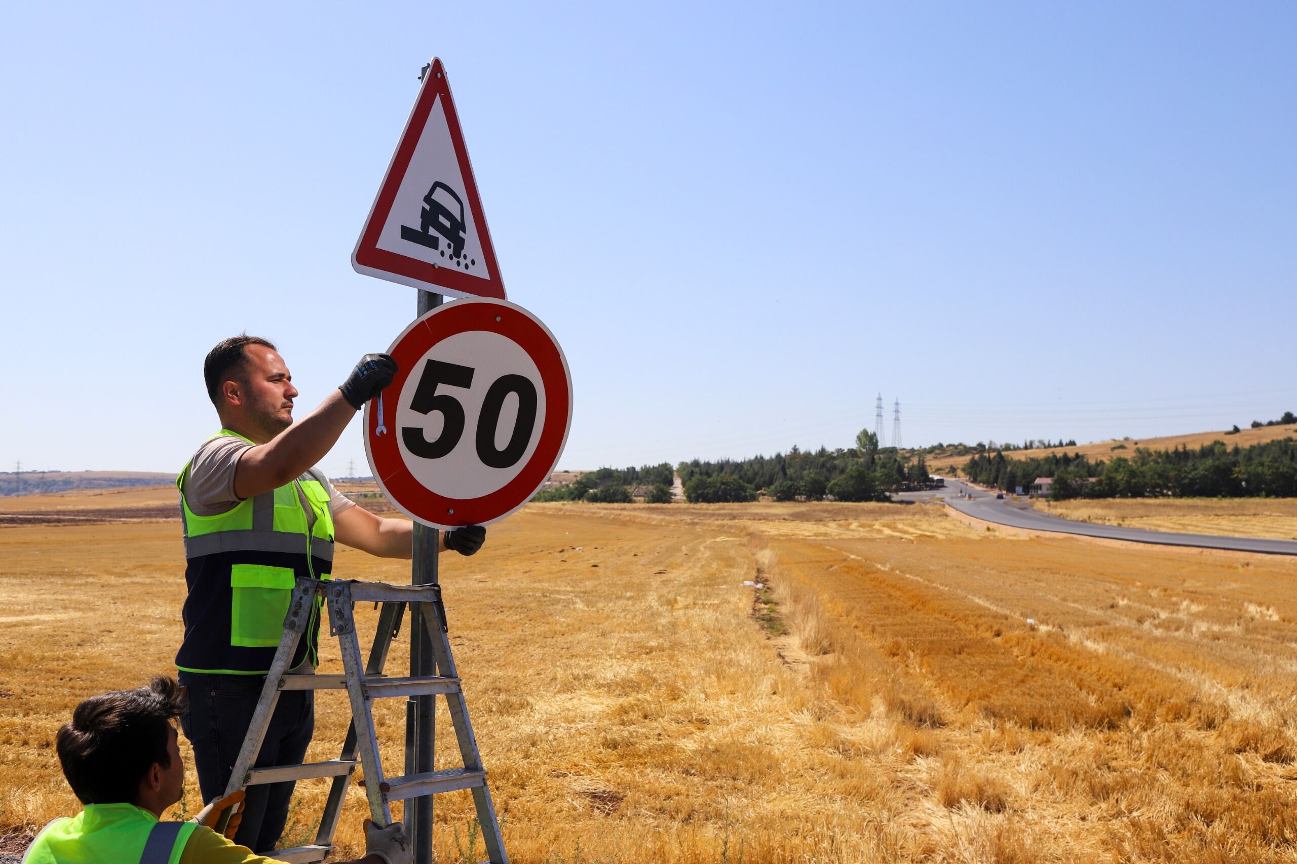 Bakimi Tamamlanan Yollar Çi̇zgi̇leri̇yle Güvenli̇ Hale Geli̇yor (5)