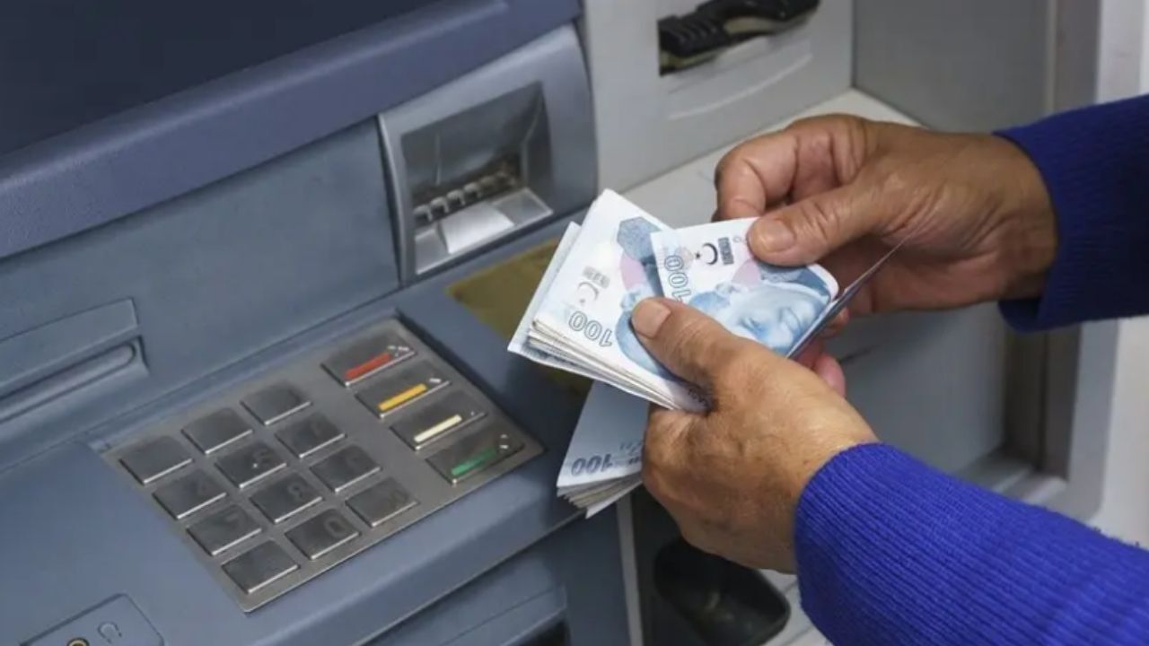 Uzman isim 2027 asgari ücret, emekli ve memur maaşı için rakam verdi
