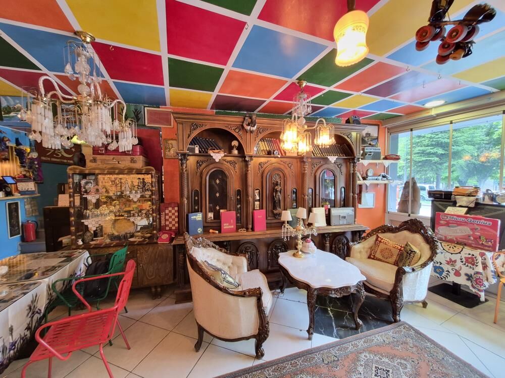 Eskisehirde Antikalarla Cevrili Ilginc Kafe4