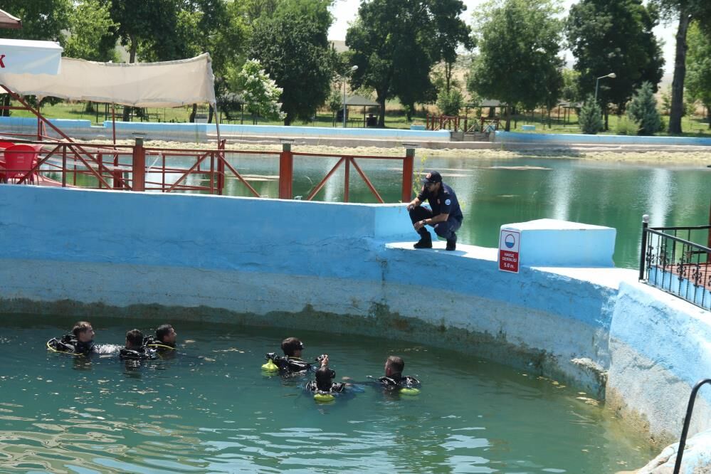 Eskisehirde Bogulma Vakalari Artti Itfaiyeden Porsuk Cayi Icin Hayati Uyari3
