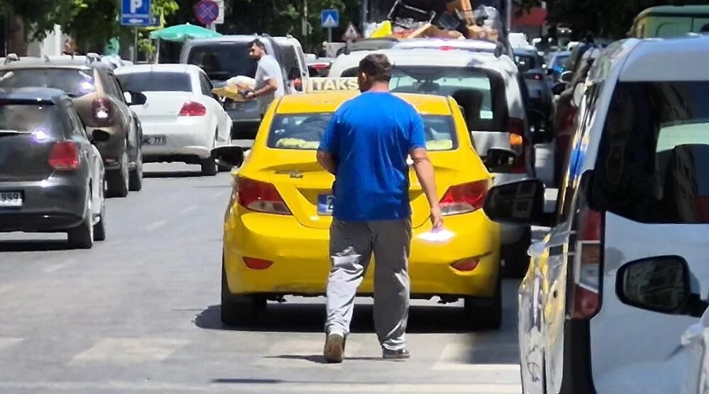 Eskisehirde Denetime Giren Surucu Pisman Oldu Motosikletle Geldi Taksiyle Gitti2
