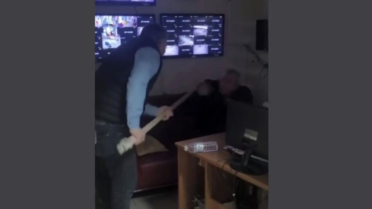 Eskisehirde Hastane Skandalinda Yeni Goruntuler Eski Mudurden Sopali Saka2