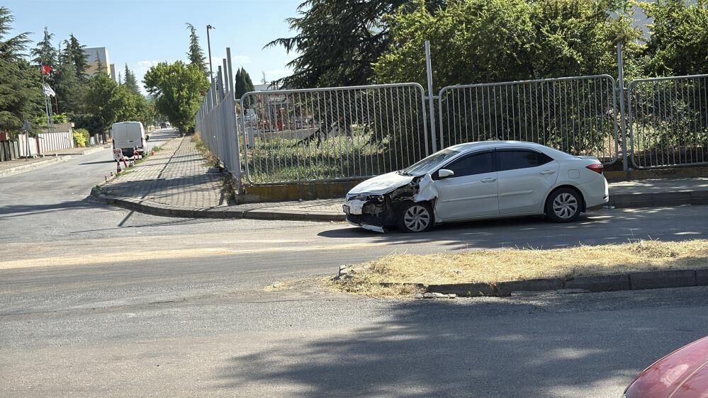 Eskisehirde Isci Servisi Kaza Yapti 11 Yarali4