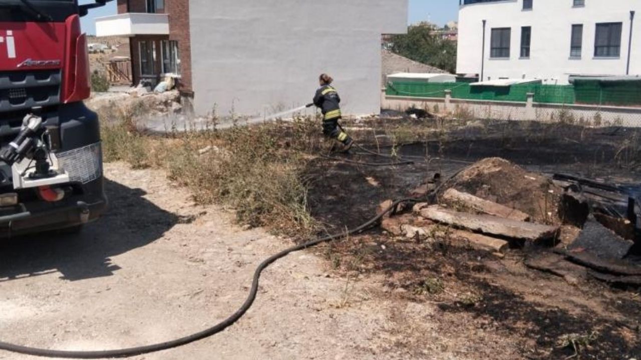Eskisehirde Iscinin Dikkatsizligi Koca Bahce Bir Anda Kul Oldu4