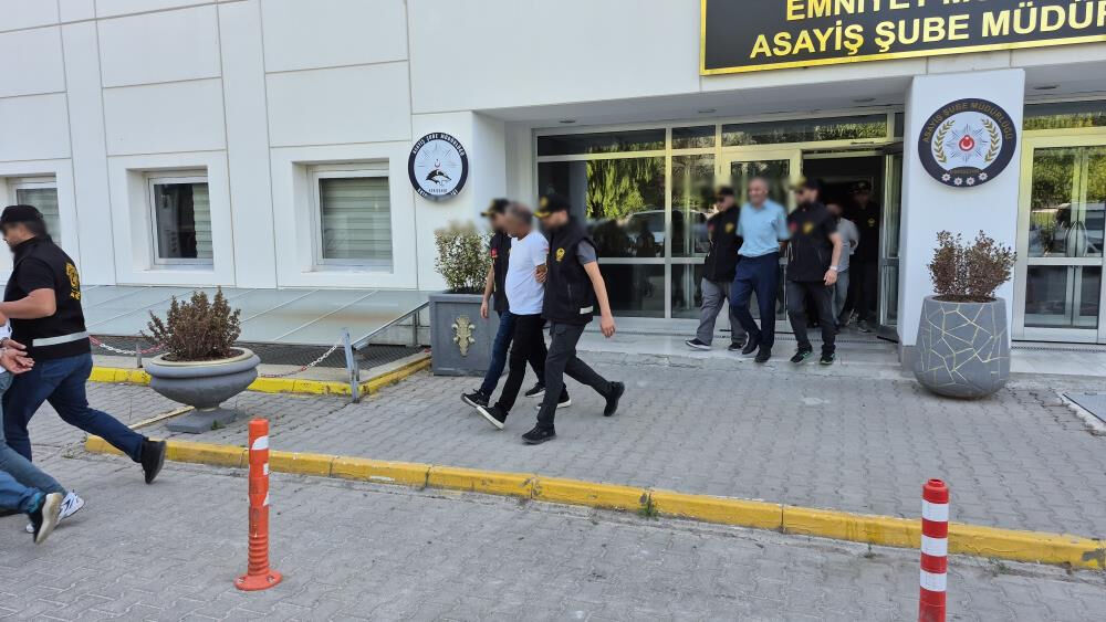 Eskisehirdeki Polise Saldiri Davasinda Supheliden Kan Donduran Sozler Turk Polisini Sehit Etme3 (1)