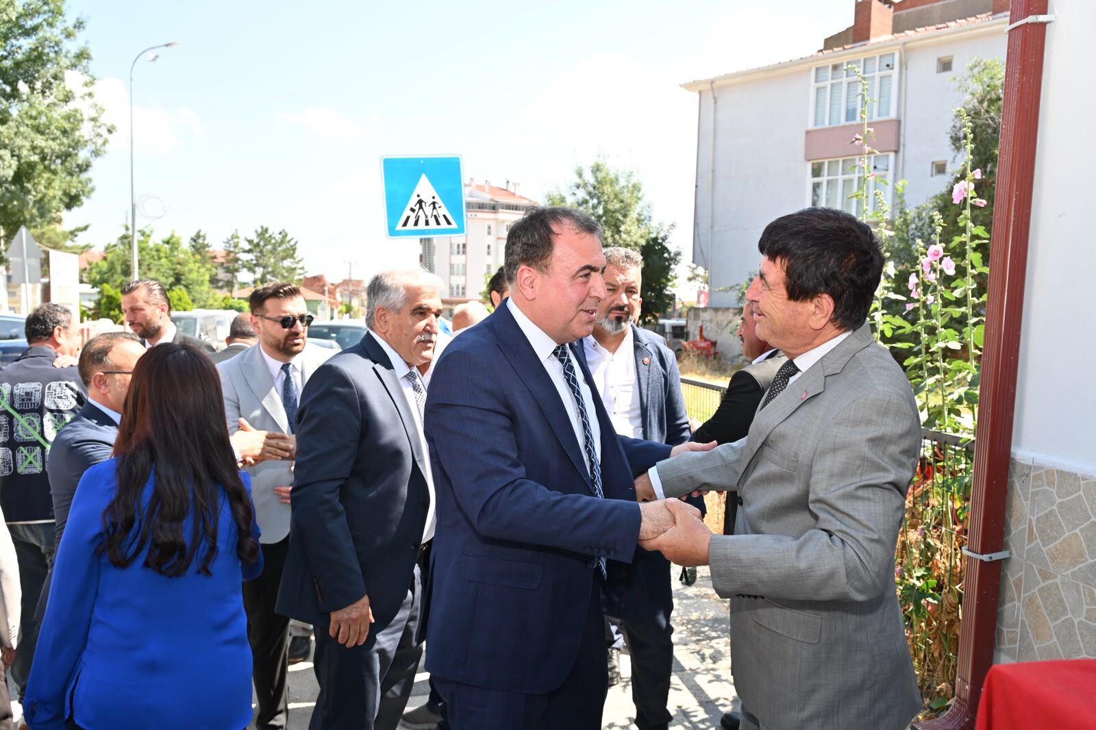 Guven Tazeledi1