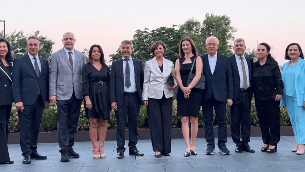 Karacan Ailesi’nin Mutlu Günü (3)