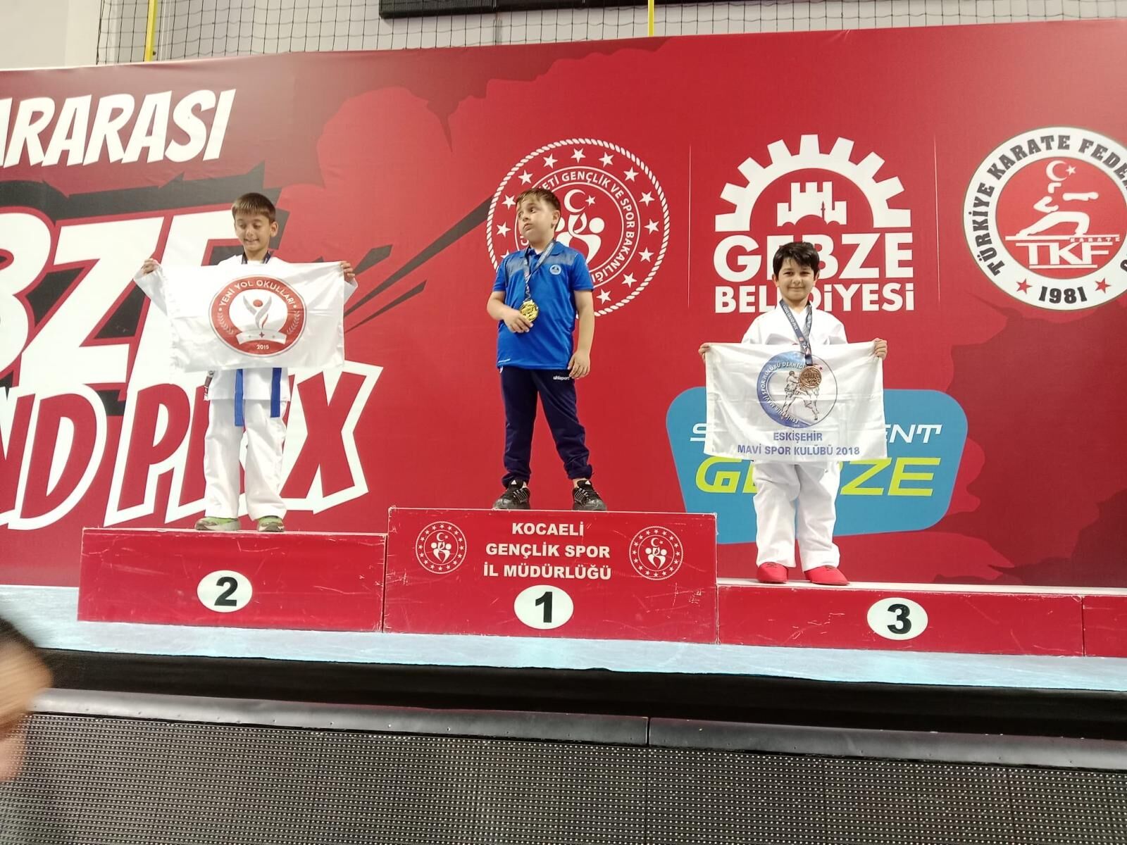 Karate Antrenoru Arzu Kabal Sampiyon Oldu3