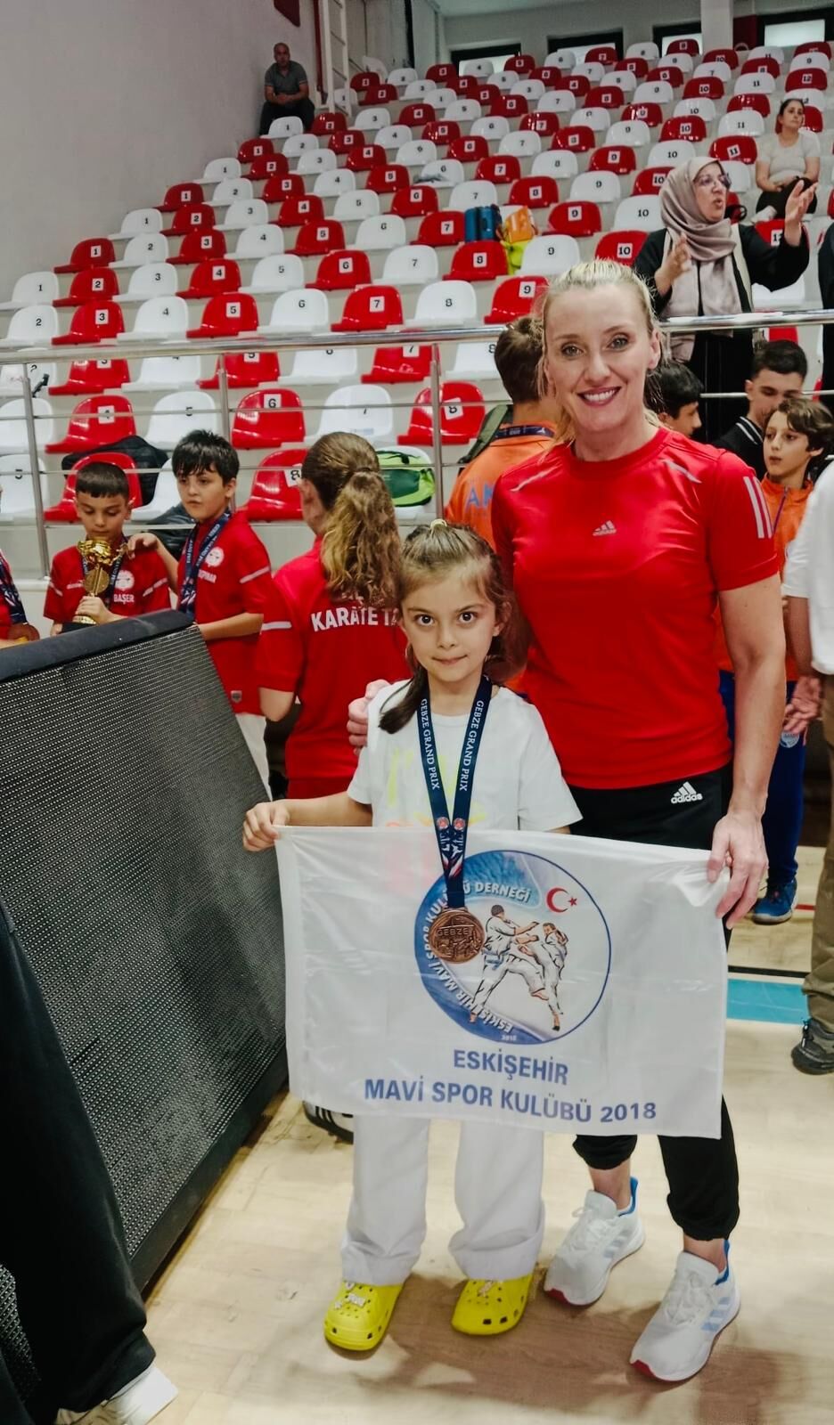 Karate Antrenoru Arzu Kabal Sampiyon Oldu6