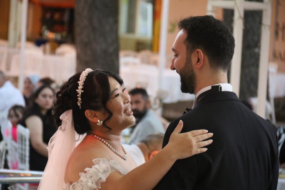 Tayvanli Gelin Aski Turkiyede Buldu Eskisehirde Evlendiler4