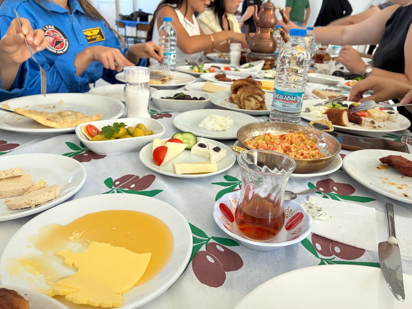 Thk Inonude Eskisehir Urunleriyle Kahvalti Bulusmasi1