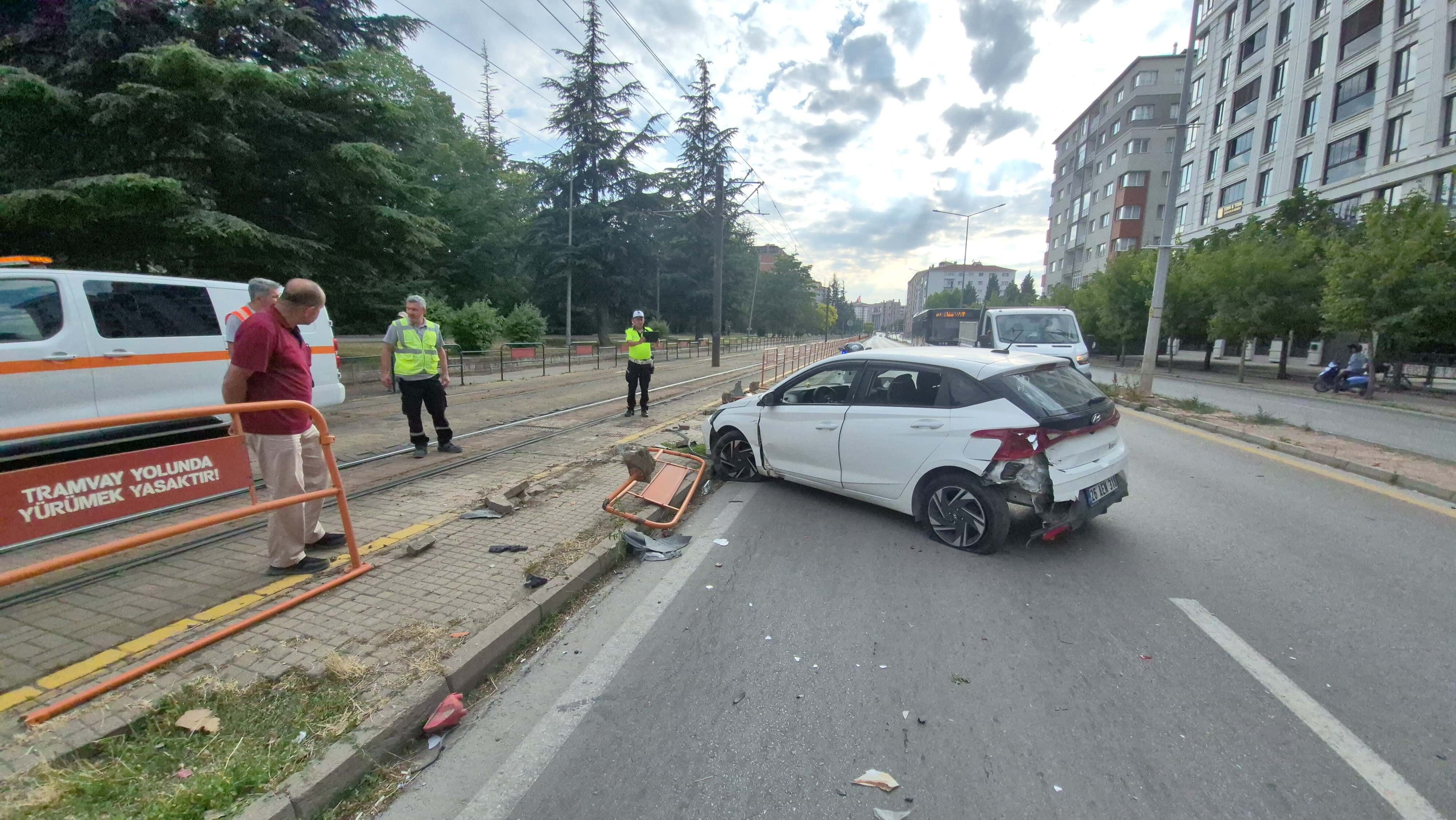 Tramvay Yoluna Girdi (2)