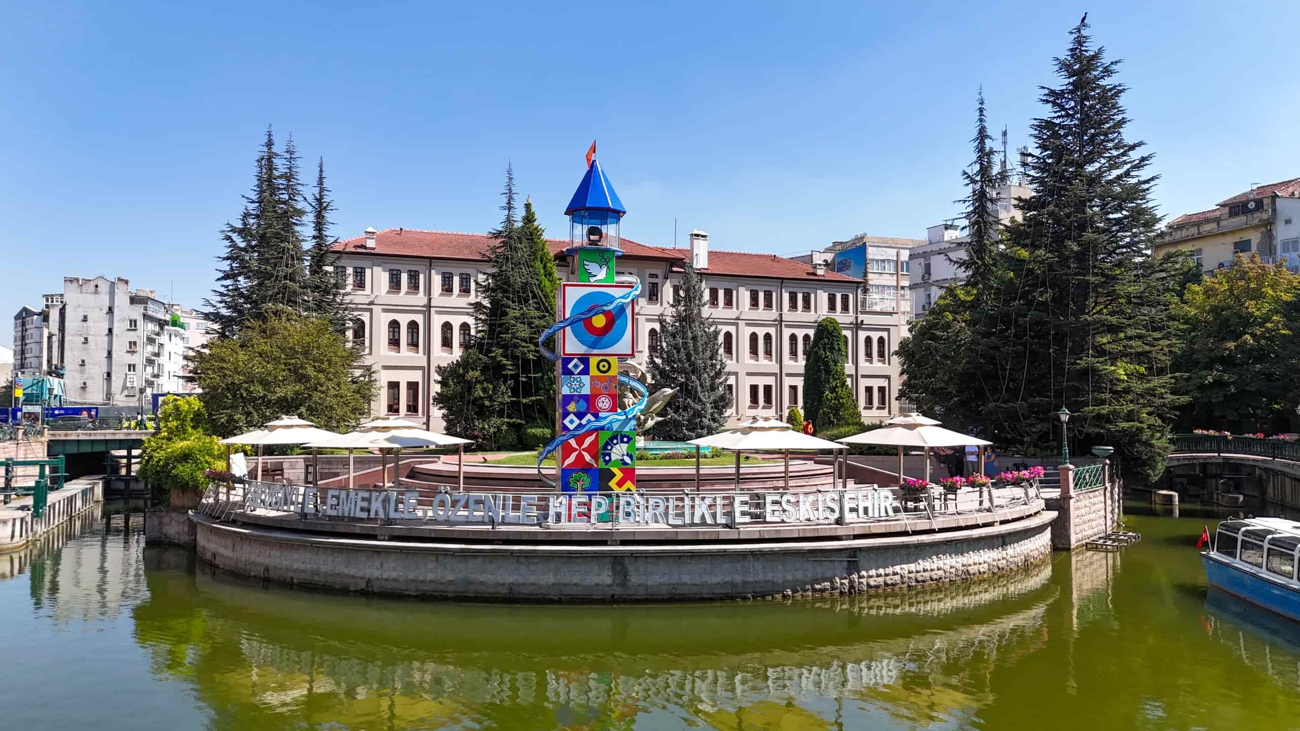 Eski̇şehi̇r Uluslararasi Porsuk Festi̇vali̇ Heyecani Kenti̇ Sardi (22)