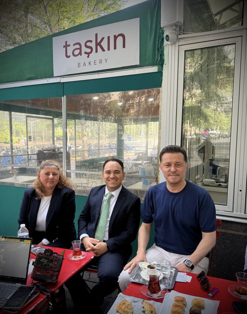 Nebi Hatipoğlu Eskisehirlilerle Bulustu1