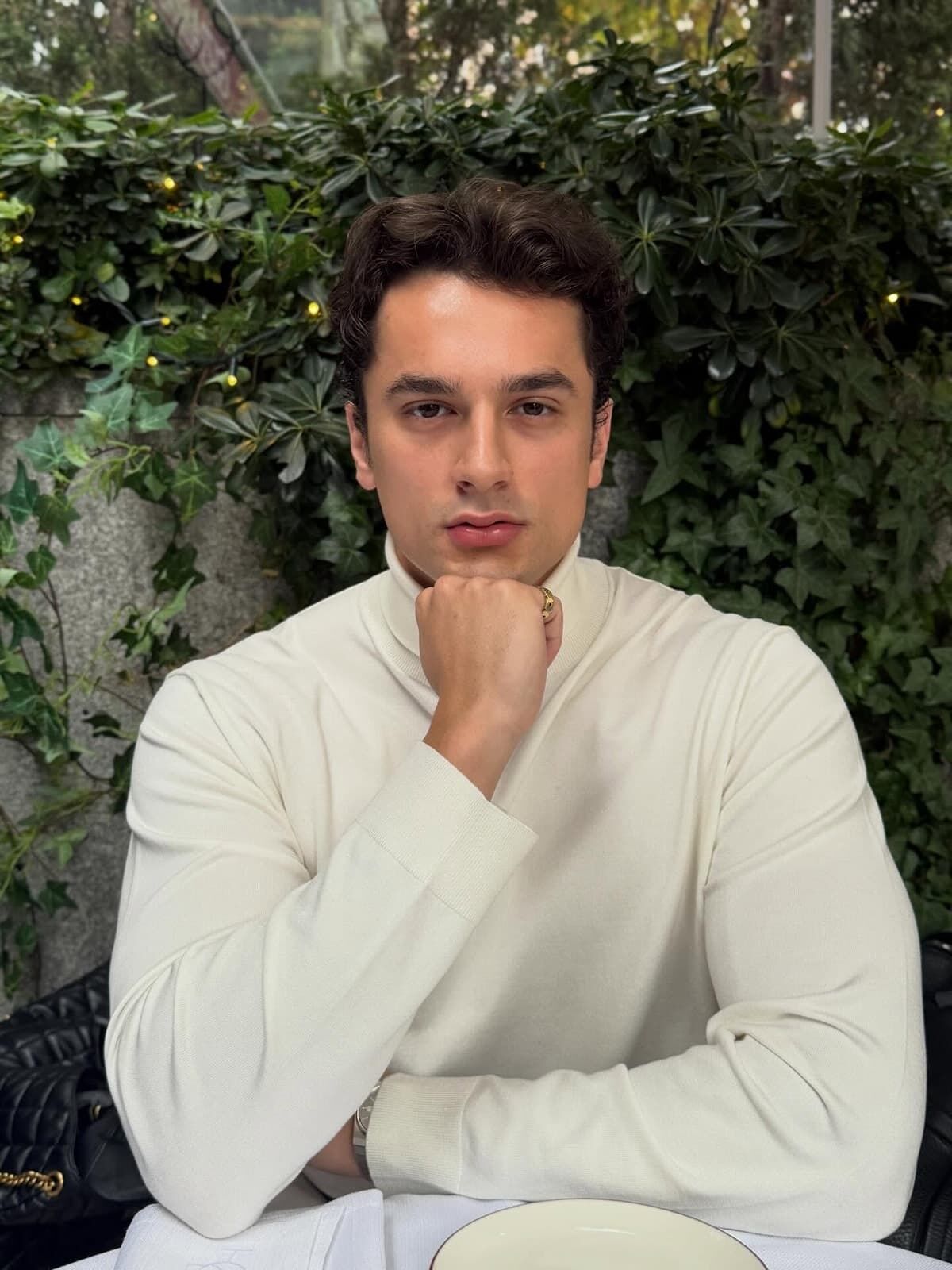 emir-sarıhan