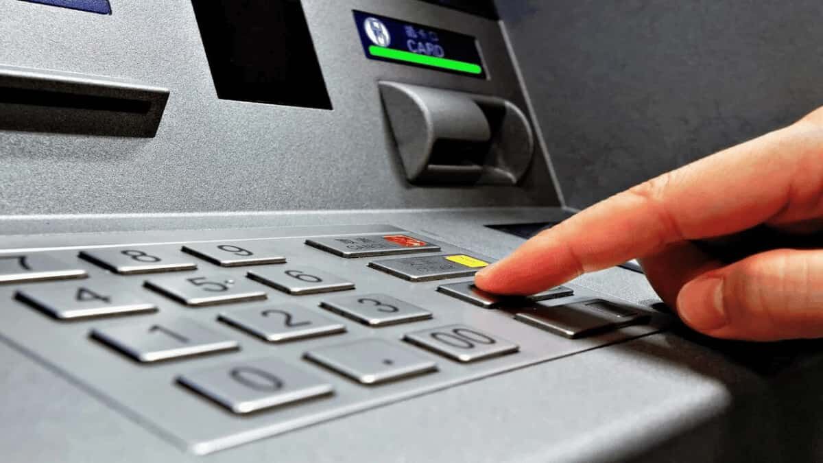 Eskişehir'deki ATM'lerde yeni dönem: Kartlı işlemler eskide kalıyor