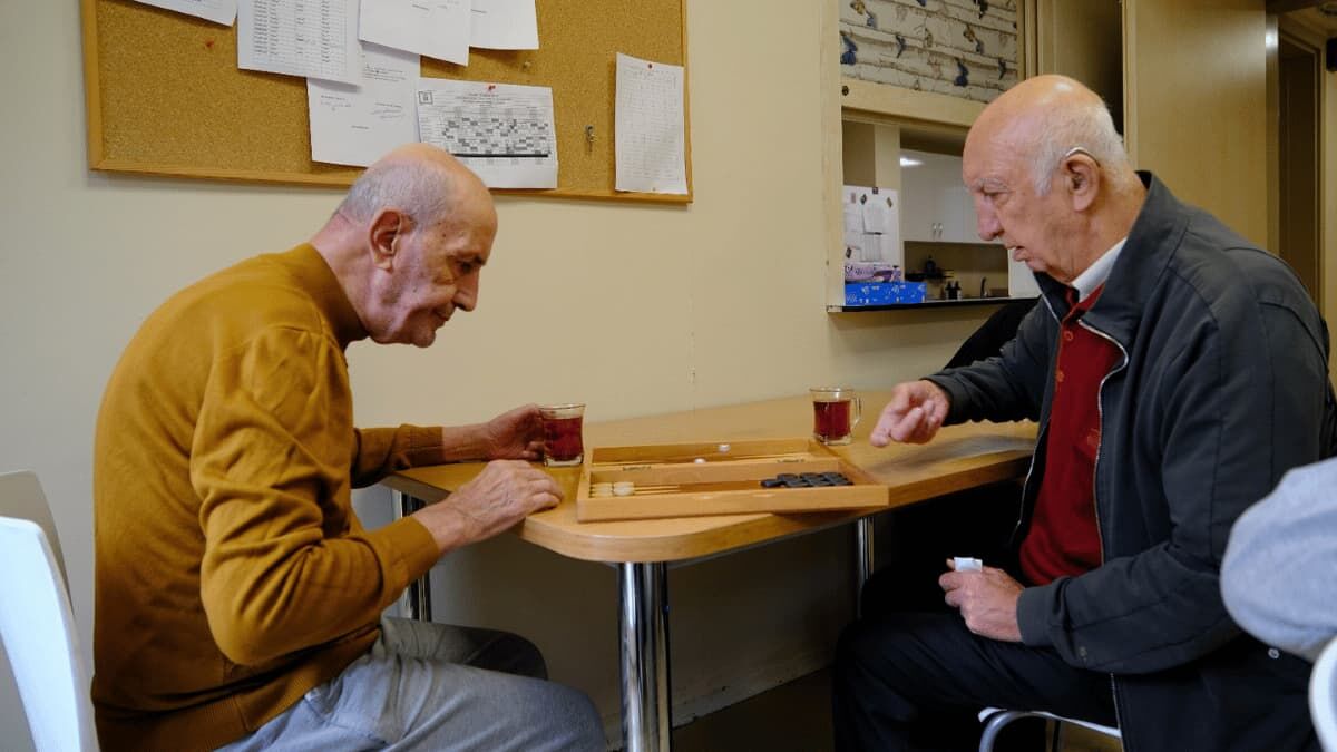Alzheimer Hasta Yakınını Yaşadıklarını Anlattı “Annem Hastaymış, Hiç Anlamadık4