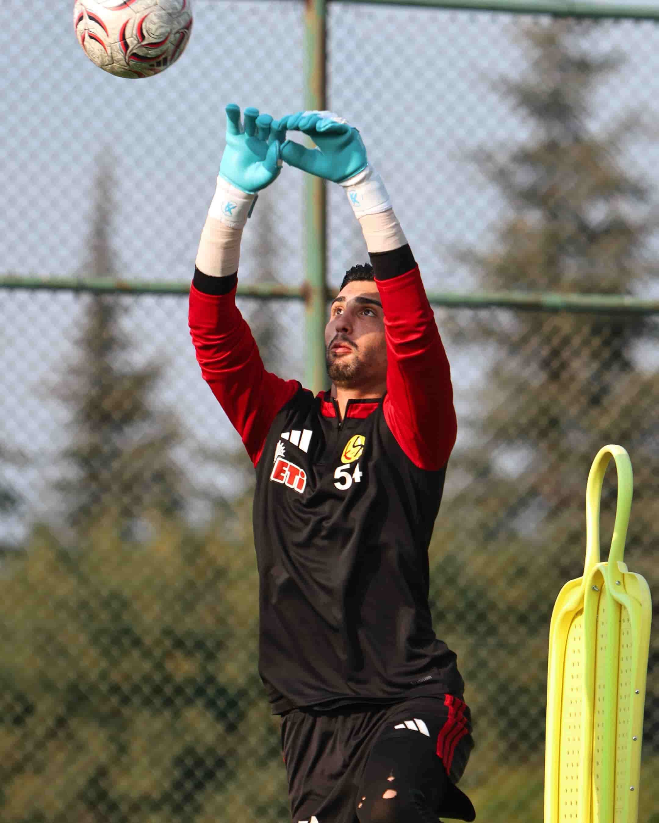 Eskişehirspor, Balıkesirspor maçı için hazırlanıyor-1