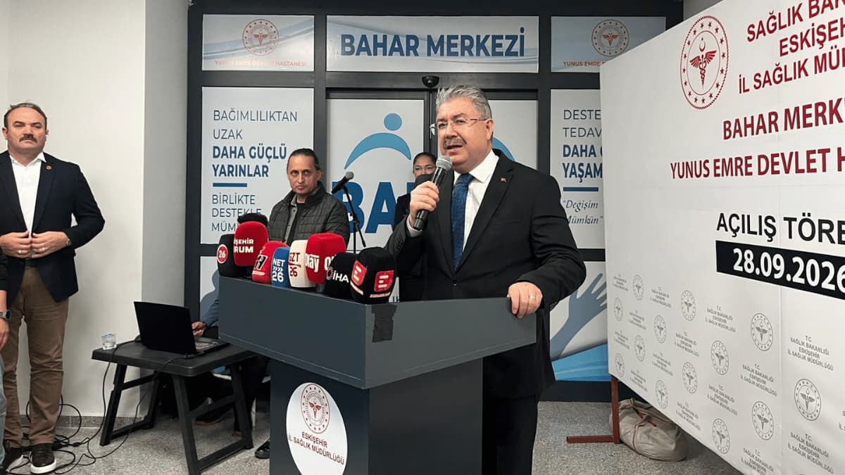 Eskişehir Melahat Ünügür Ortaokulu1 (1)