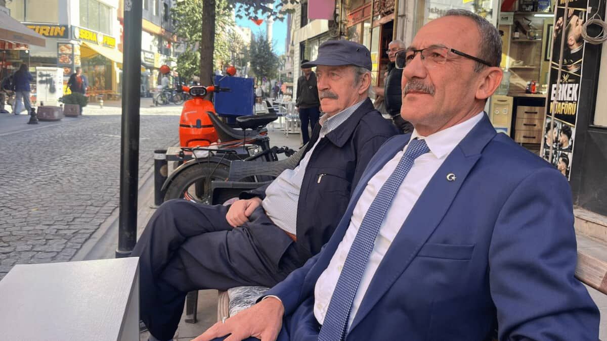 Eskişehir’de 45 Yıllık Esnaf Mahallenin Değişimini Anlattı” Çeyrek Altınla Destek Olurduk Birbirimize”1