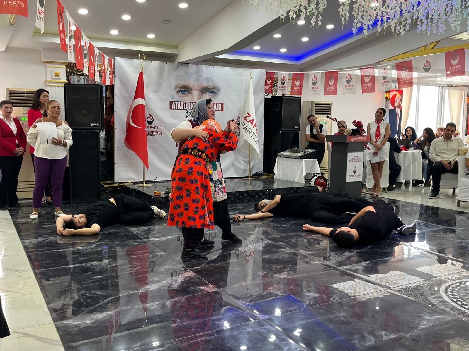 Eskişehir’de ‘Atatürk’ün Kızları Buluşuyor’ Etkinliği Gerçekleştirildi4