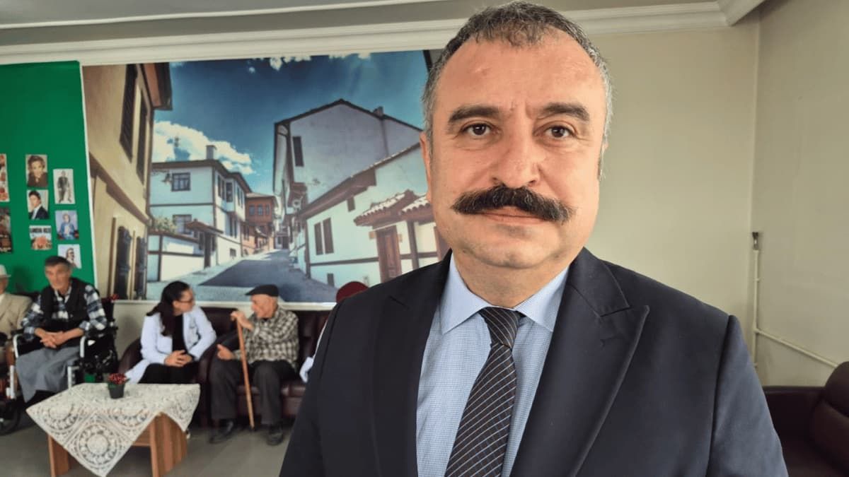 1Öğrencilerinden Huzurevinde Kalan Yaşlılara Özel Etkinlik