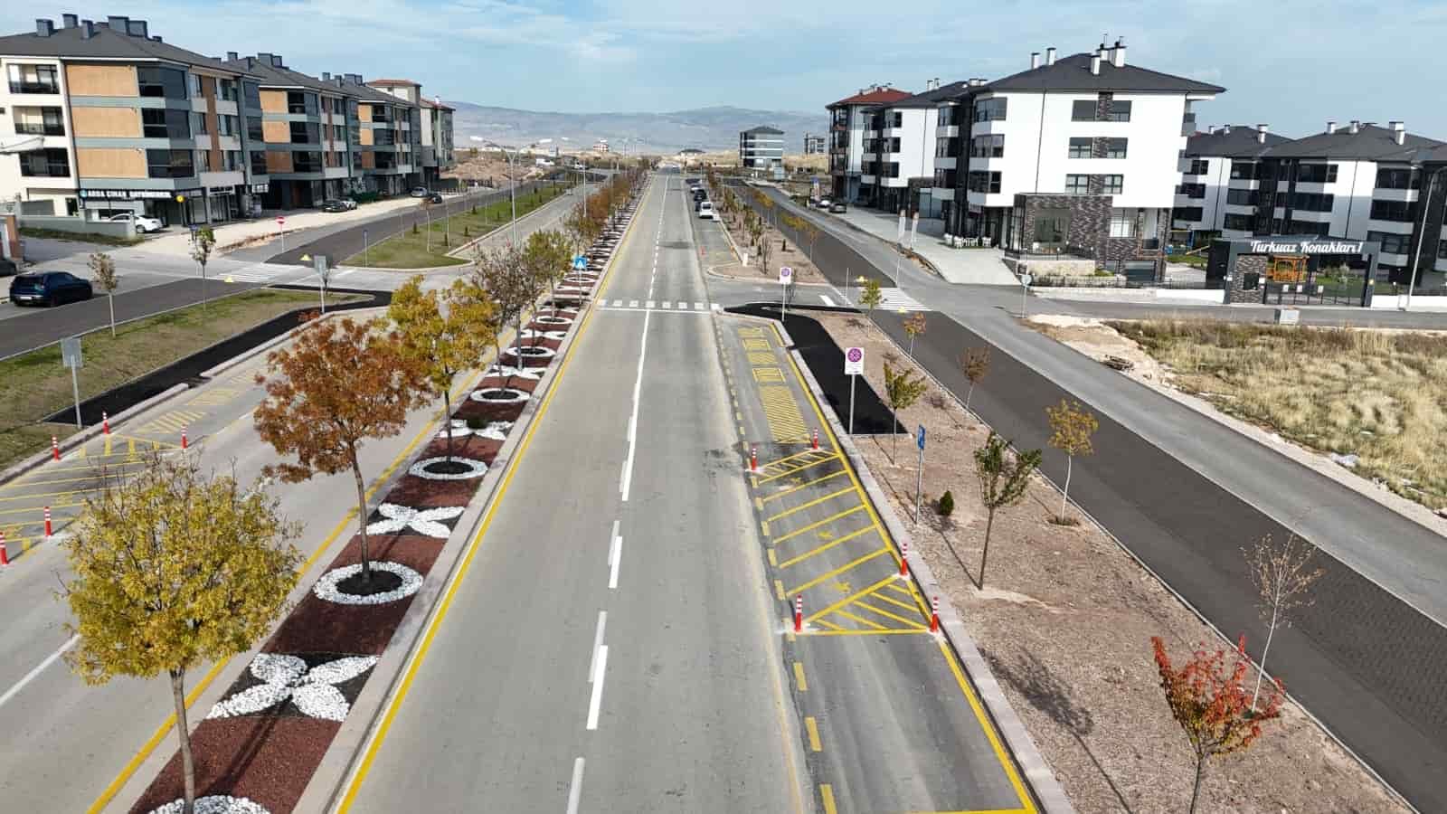 Büyükşehi̇rden Ulaşimda Güvenli̇ Ve Düzenli̇ Park Hamlesi̇ (14)