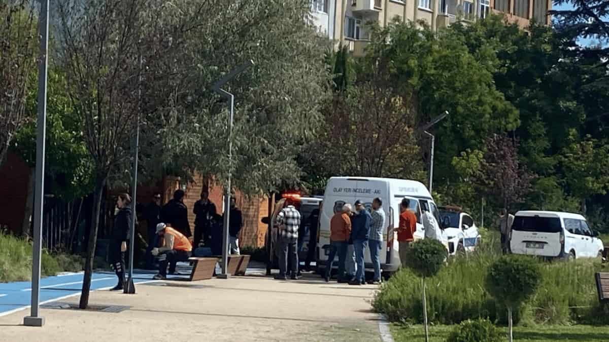 Eskişehir Millet Bahçesi’nde Acı Olay Bir Kişi Ölü Bulundu!