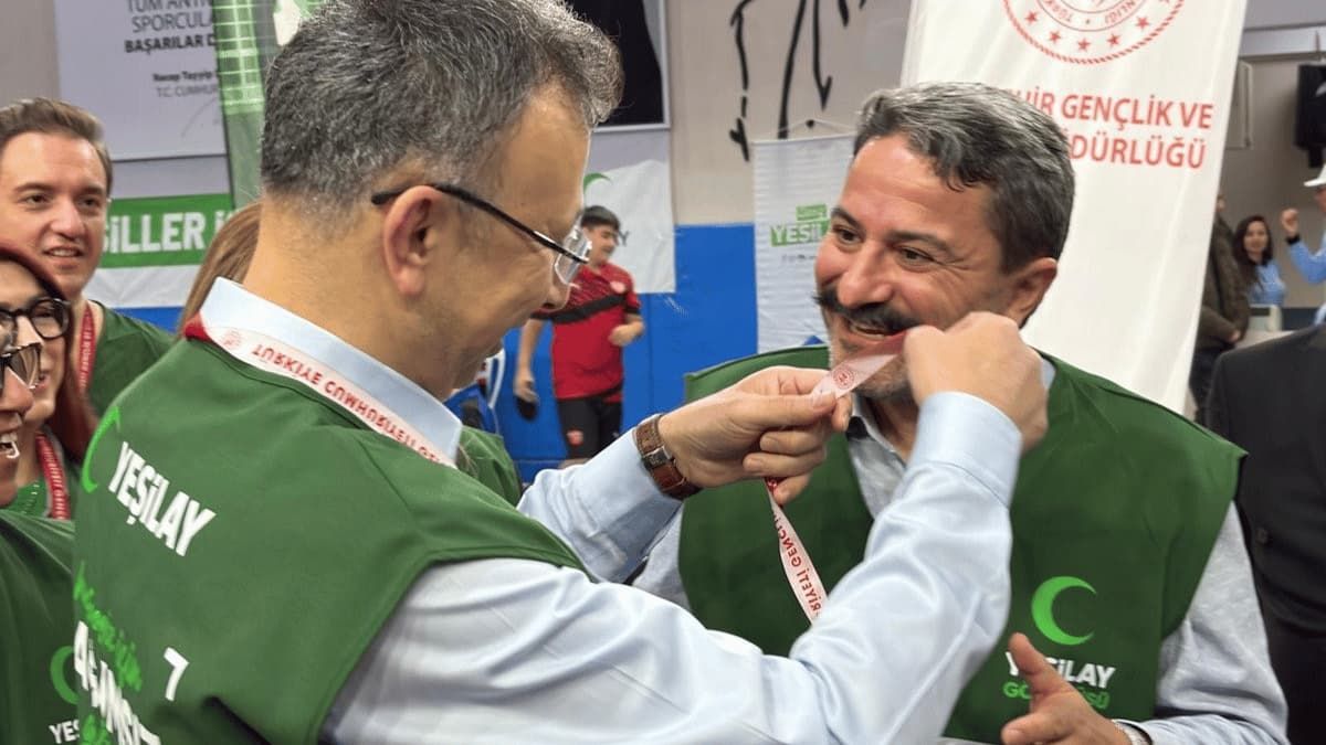 Eskişehir'de Gençler Bağımlılığa Karşı Spor Yapın Etkinliğinde Buluştu
