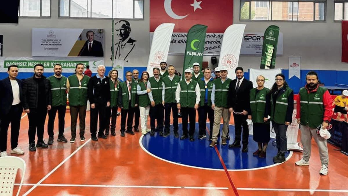 Eskişehir'de Gençler Bağımlılığa Karşı Spor Yapın Etkinliğinde Buluştu1