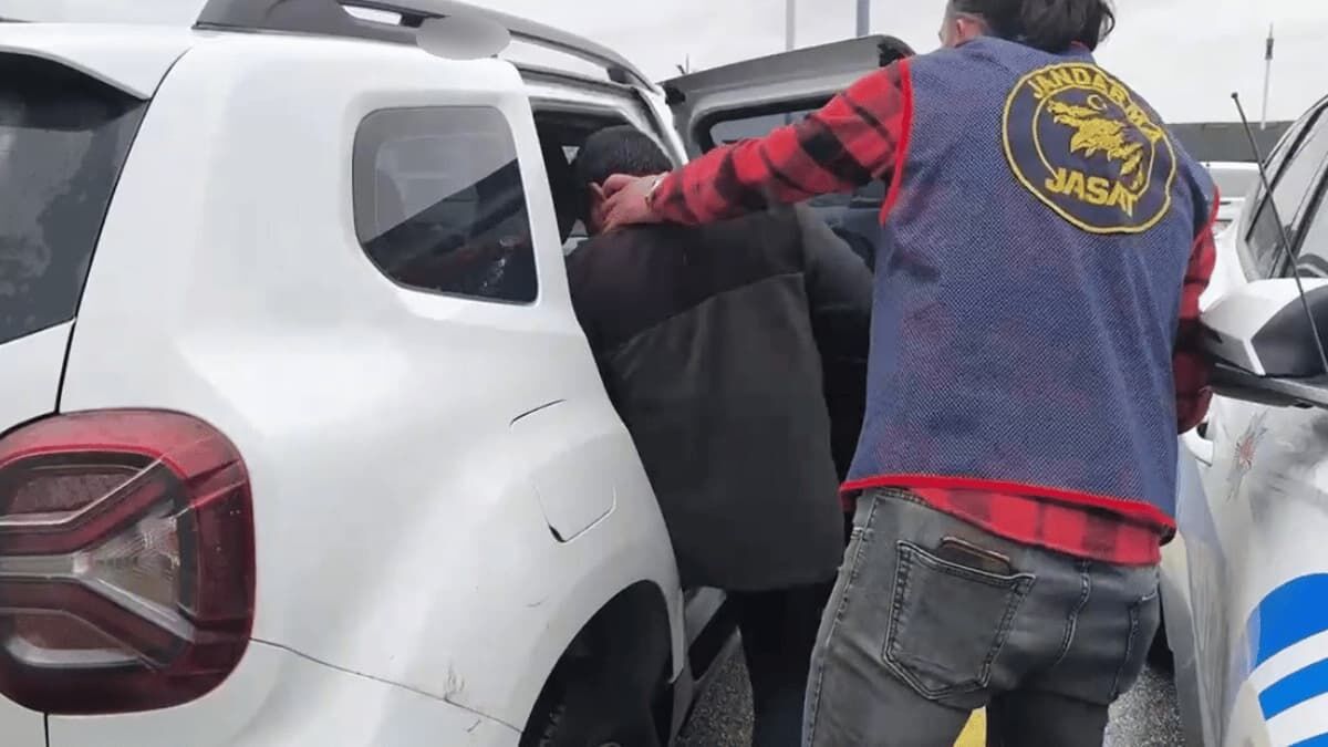 Eskişehir'de Oğlunu Öldürüp Eski Eşinin Yanına Gidip Ağlayarak Yara Merhemi Istemiş1